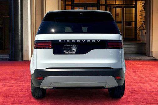 2025 Land Rover Discovery P300 S