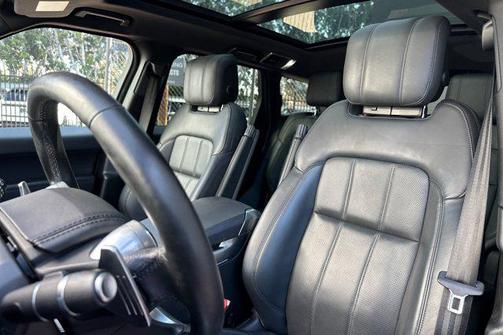 2021 Land Rover Range Rover Sport HSE Silver Edition