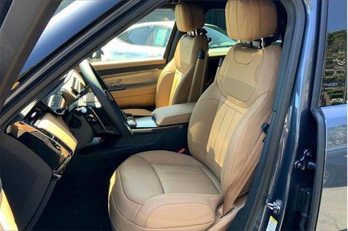 2025 Land Rover Range Rover Sport SE