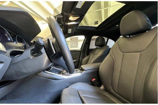2020 BMW 330 330i