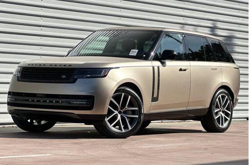 2026 Land Rover Range Rover P530 SE