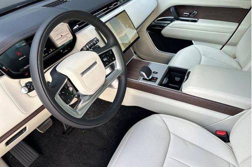 2026 Land Rover Range Rover P400 SE