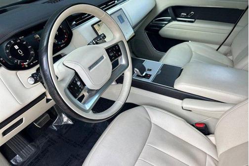 Hakuba Silver Metallic 2024 Land Rover Range Rover P530 SE