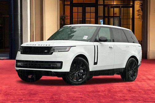 2026 Land Rover Range Rover P550e SE