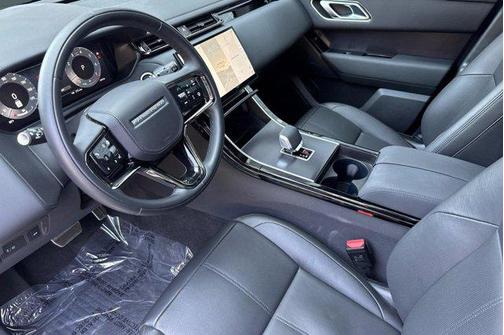 Fuji White 2026 Land Rover Range Rover Velar P250 SE R-Dynamic