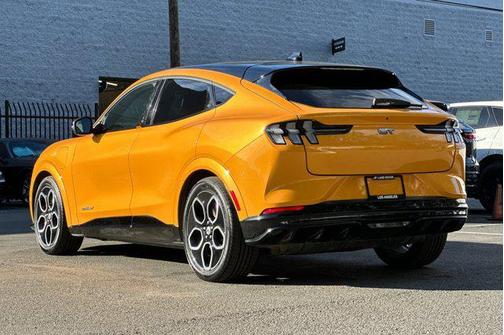 2022 Ford Mustang Mach-E GT