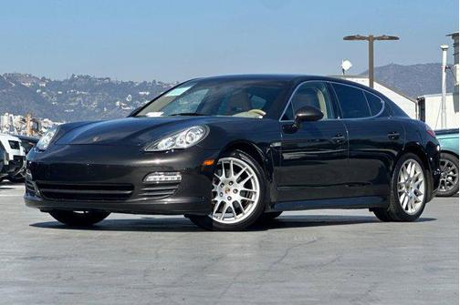 2011 Porsche Panamera 4S