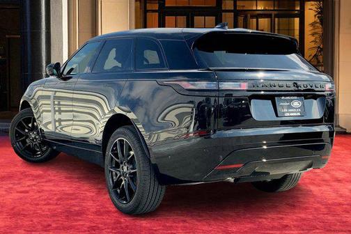 2026 Land Rover Range Rover Velar P400 Dynamic SE