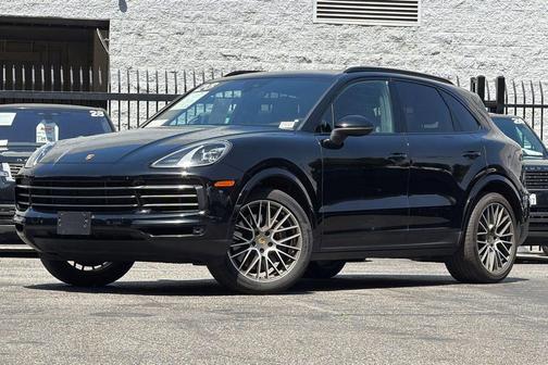 Black 2023 Porsche Cayenne Platinum Edition