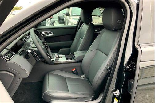 2026 Land Rover Range Rover Velar P250 SE R-Dynamic