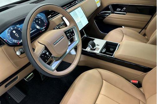 2025 Land Rover Range Rover P530 SE