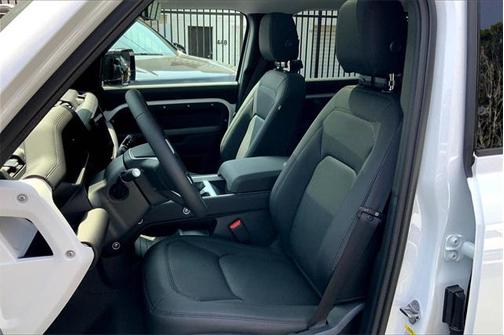 2025 Land Rover Defender 130 P300 S