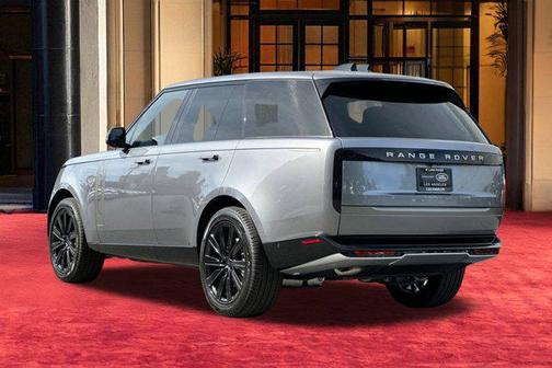 2026 Land Rover Range Rover P400 SE