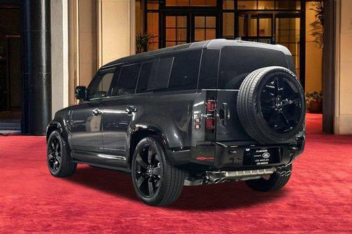 2025 Land Rover Defender 110 P500 X-Dynamic SE