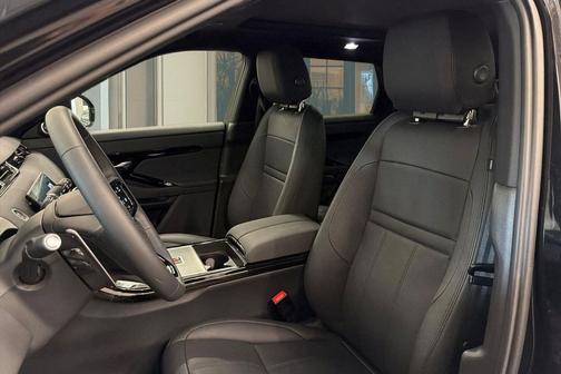 Santorini Black Metallic 2026 Land Rover Range Rover Evoque S