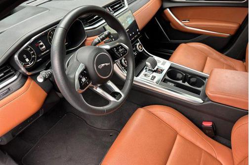 2024 Jaguar XF R-Dynamic SE P250 AWD Automatic