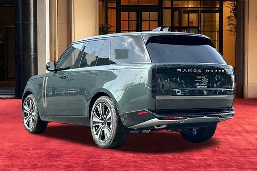 2026 Land Rover Range Rover P400 SE