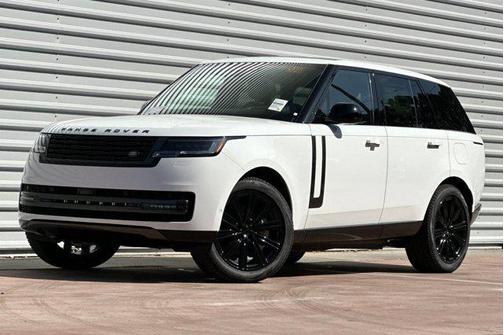 2026 Land Rover Range Rover P550e SE