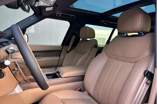 2026 Land Rover Range Rover P530 SE 7 Seat