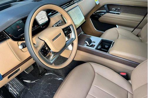 Charente Grey Premium Metallic 2026 Land Rover Range Rover P530 SE 7 Seat