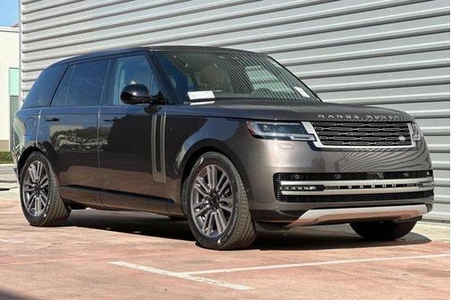 Charente Grey Premium Metallic 2026 Land Rover Range Rover P530 SE 7 Seat