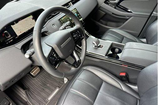 2024 Land Rover Range Rover Evoque Dynamic SE