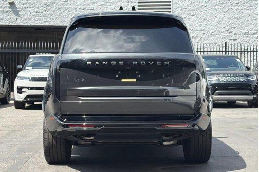 Carpathian Grey Premium Metallic 2024 Land Rover Range Rover P530 Autobiography
