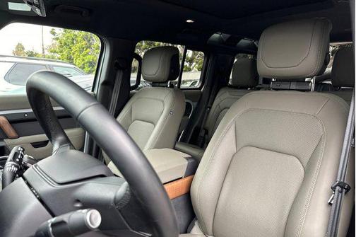 2023 Land Rover Defender 110 X