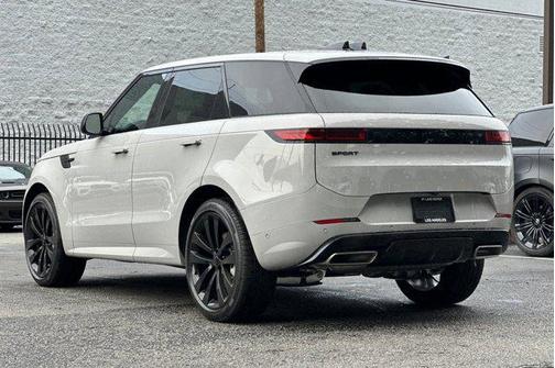 Borasco Grey 2026 Land Rover Range Rover Sport SE