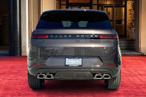 2025 Land Rover Range Rover Sport SE