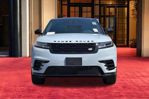 Arroios Grey Metallic 2026 Land Rover Range Rover Velar P400 Dynamic SE