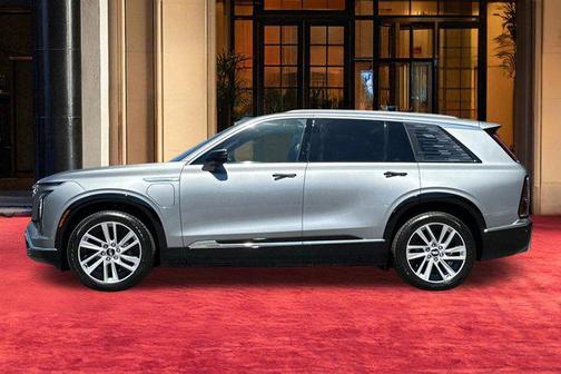 2026 Cadillac VISTIQ Luxury