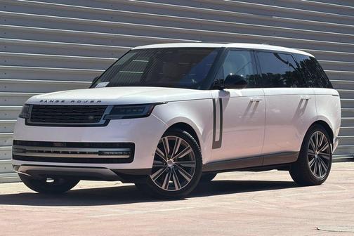 White 2023 Land Rover Range Rover P400 SE