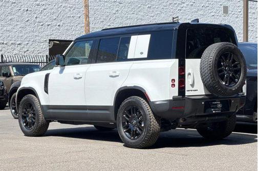 2024 Land Rover Defender 110 P300