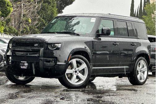 2026 Land Rover Defender P400 X-Dynamic SE