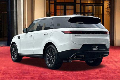 2025 Land Rover Range Rover Sport SE