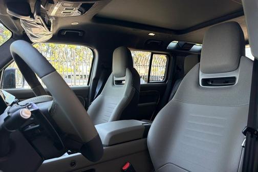 Petra Copper Premium Metallic 2026 Land Rover Defender P635 OCTA