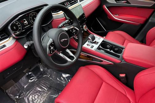 Eiger Grey 2025 Jaguar F-PACE R-Dynamic S