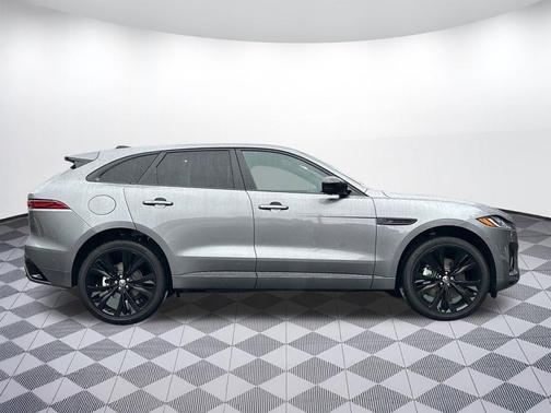 Eiger Grey 2025 Jaguar F-PACE R-Dynamic S