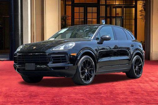 Black 2022 Porsche Cayenne Cayenne
