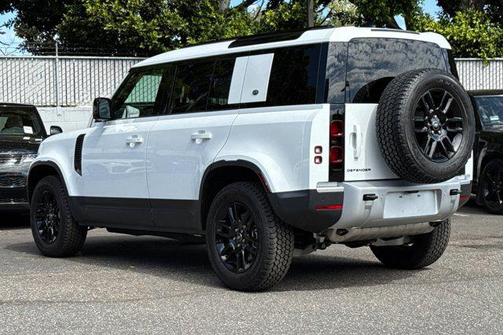 Fuji White 2024 Land Rover Defender 110 P400 S
