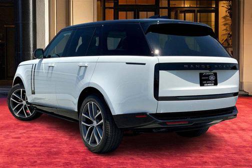 2025 Land Rover Range Rover P400 SE