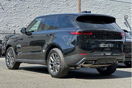 Santorini Black Metallic 2025 Land Rover Range Rover Sport SE
