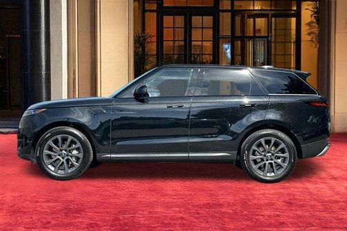Santorini Black Metallic 2025 Land Rover Range Rover Sport SE