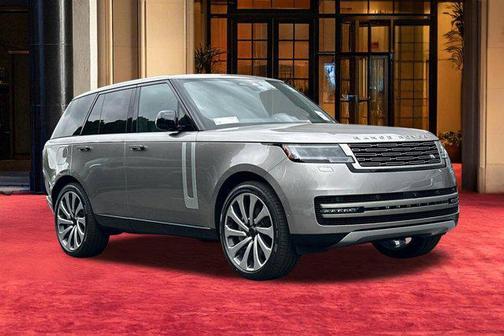 Flux Silver in Gloss finish 2026 Land Rover Range Rover P530 SE