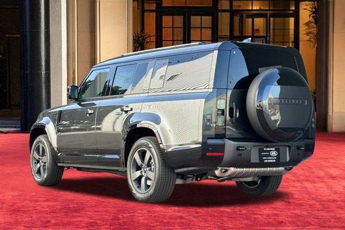 2026 Land Rover Defender P400 X-Dynamic SE