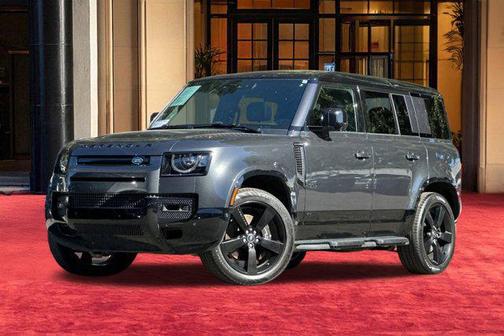 2025 Land Rover Defender 110 V8