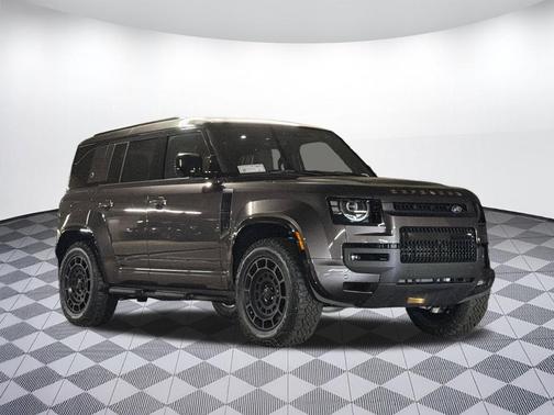 Charente Grey Premium Metallic 2026 Land Rover Defender P635 OCTA
