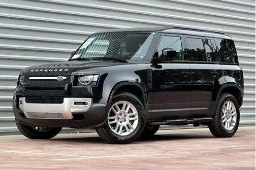 Santorini Black Metallic 2025 Land Rover Defender 110 P300