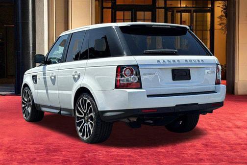 Fuji White 2013 Land Rover Range Rover Sport HSE